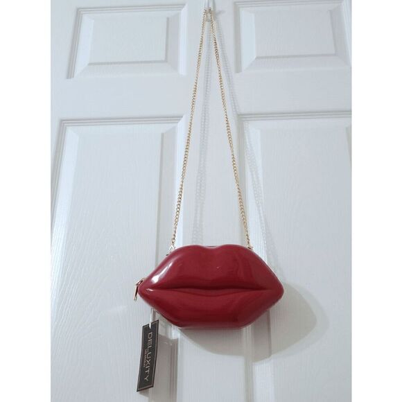 💋 Deluxity Red Lips Gold Chain Jelly Cute Chic Clutch Crossbody Bag NWT - Picture 11 of 16